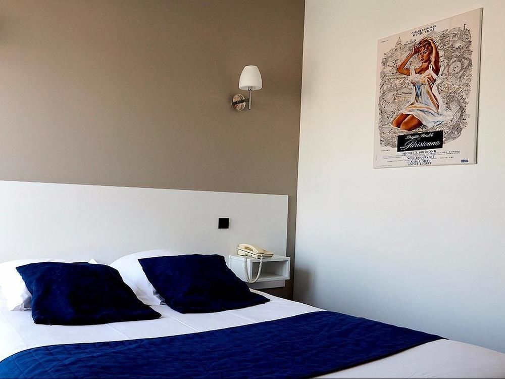 Logis Hotel Le Grand Cerf Ernée 外观 照片
